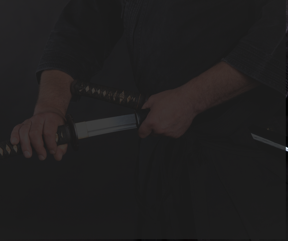 刀を構える人。武蔵の鹿のイメージ